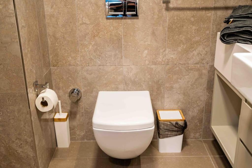 Highest Luxury Tower Skyland Studio Appartement *